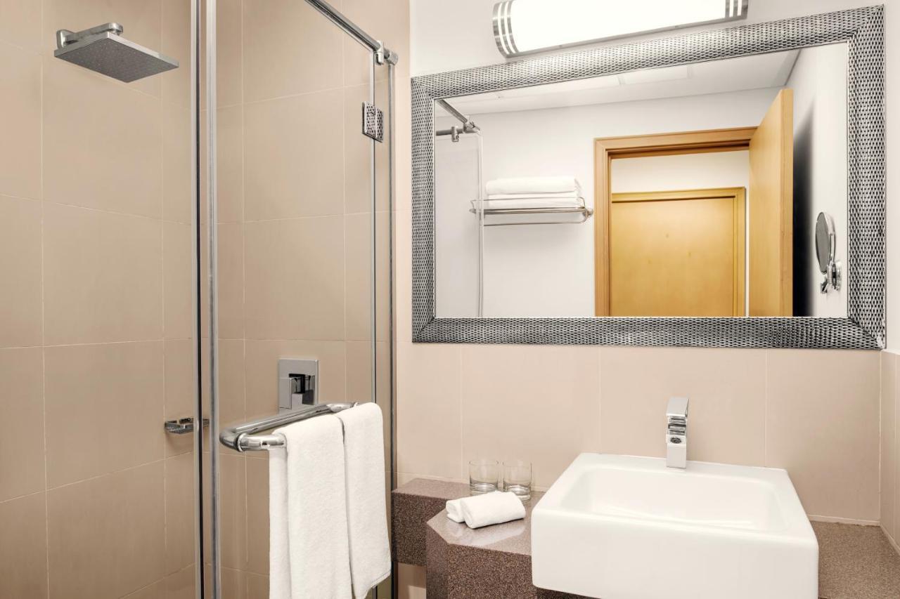 Adagio Premium Dubai Al Barsha Aparthotel Exterior foto